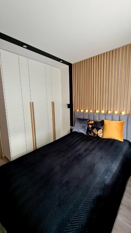 Mazurski Apartament Ostróda Exteriör bild